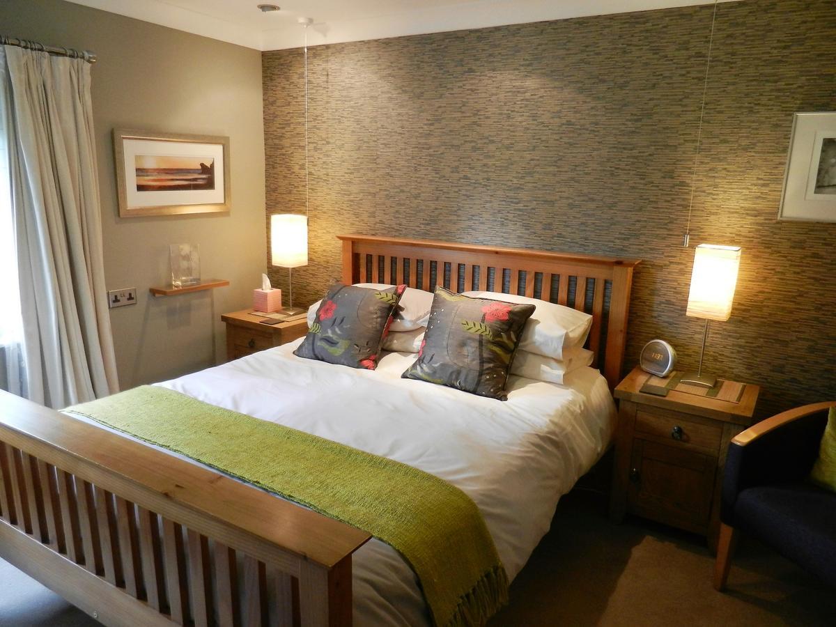 Ffynnon Fendigaid Bed And Breakfast Aberporth Exterior photo