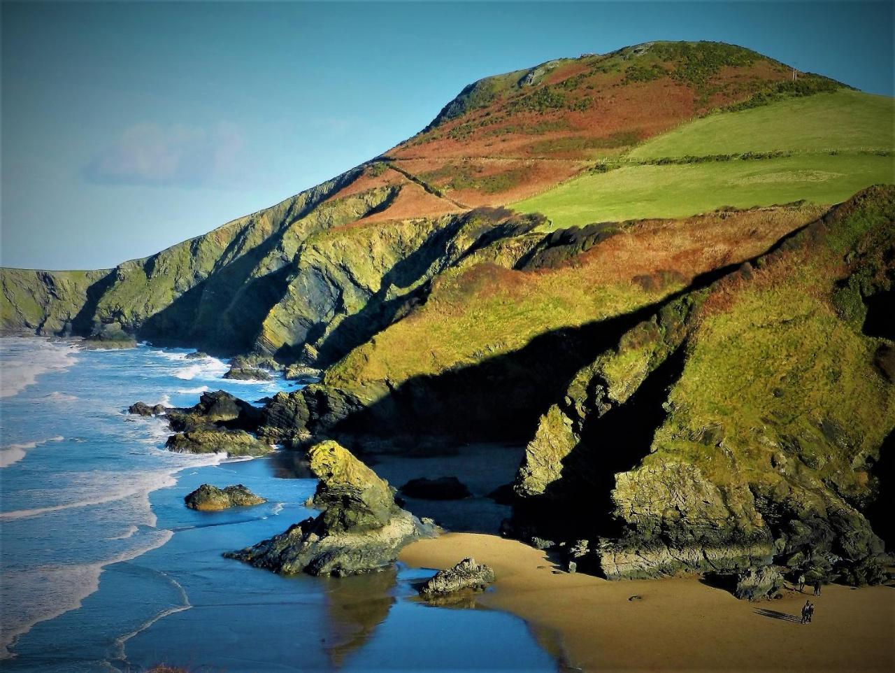 Ffynnon Fendigaid Bed And Breakfast Aberporth Exterior photo